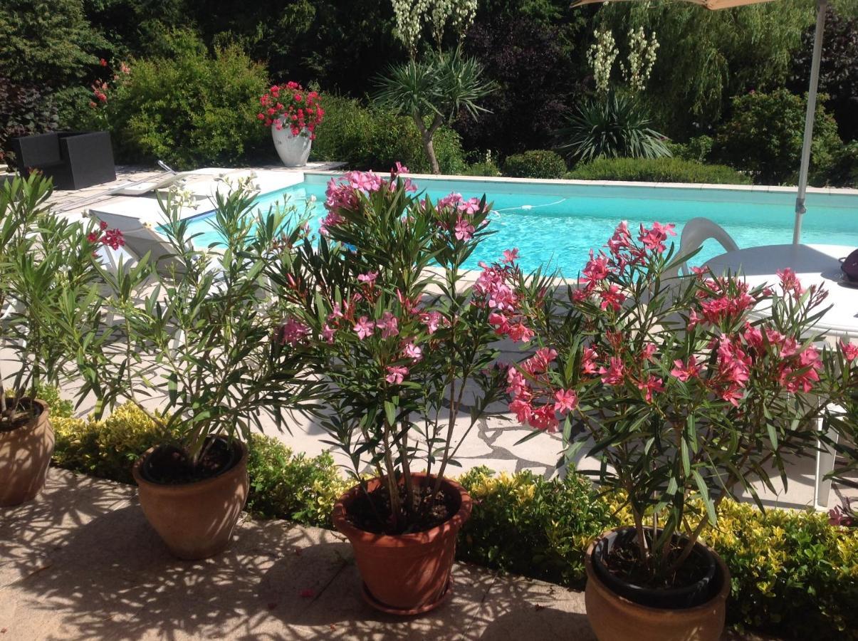 Domaine De La Provencale Frühstückspension *