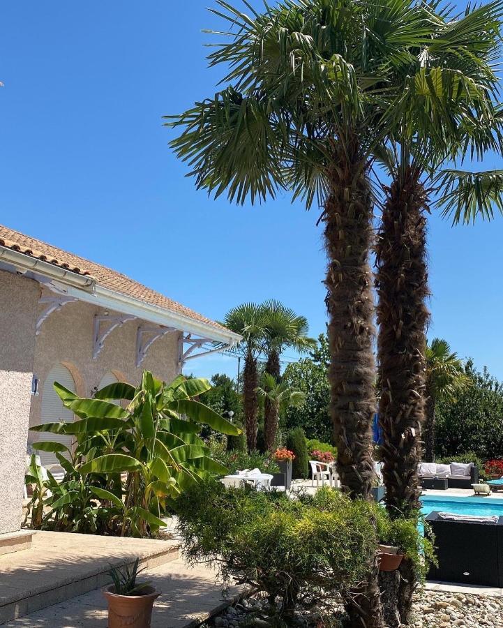 Domaine De La Provencale Bed & Breakfast Saint-Didier-de-la-Tour